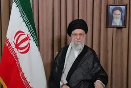 رهبر انقلاب : نیروهای مسلح با قدرت رژیم رذل صهیونی را بیچاره خواهند کرد