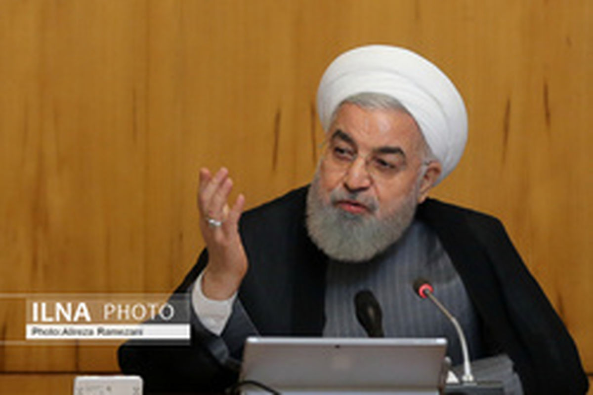 روحانی: آمریکا جنگ طلبان را رها کند