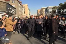 عکس / اسحاق جهانگیری در مراسم تشییع پیکر شهدای مقاومت