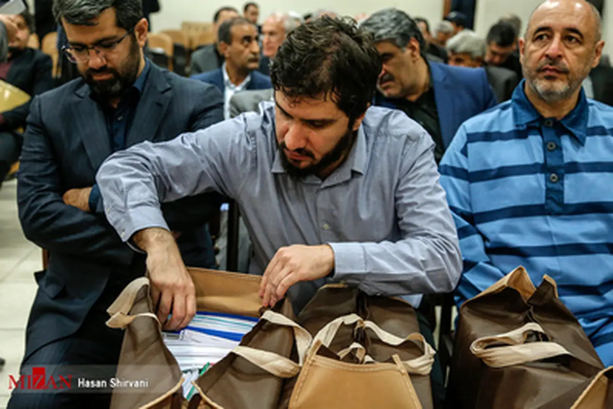 تصاویر: پنجمین جلسه رسیدگی به اتهامات داماد وزیر و تعدادی دیگر از متهمان بانک سرمایه