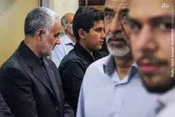 حضور قاسم سلیمانی و احمدی نژاد در بزرگداشت فرمانده شهید سپاه بدر/تصاویر