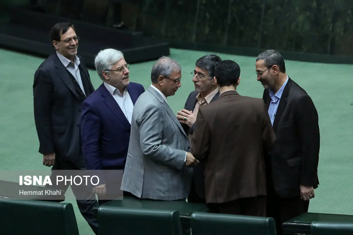 حاشیه های تصویری استیضاح علی ربیعی