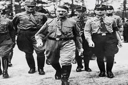 محبوبیت هشتگ هیتلر-ترامپ در آمریکا