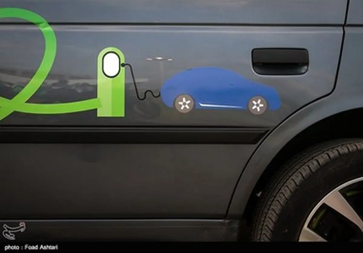 تصاویر: افتتاح نخستین جایگاه شارژ خودروهای برقی در برج میلاد تهران