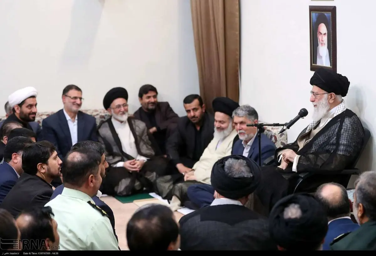 دیدار جمعی از مسئولان و دست‌اندرکاران حج با رهبرانقلاب / تصاویر