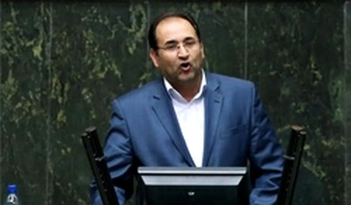 انتقاد یک نماینده مجلس از ادبیات و لابی‌گری دولت/  آشنا قبل از ارائه بودجه به رییس‌جمهور مشاوره می‌داد/ مجلس نمی‌تواند اصلاحات اساسی در بودجه ایجاد کند