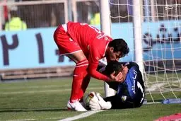 عکس/ عذرخواهی خاص یک پرسپولیسی از گلر ماشین سازی