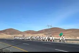پیاده‌روی زائران‎ حرم رضوی / تصاویر