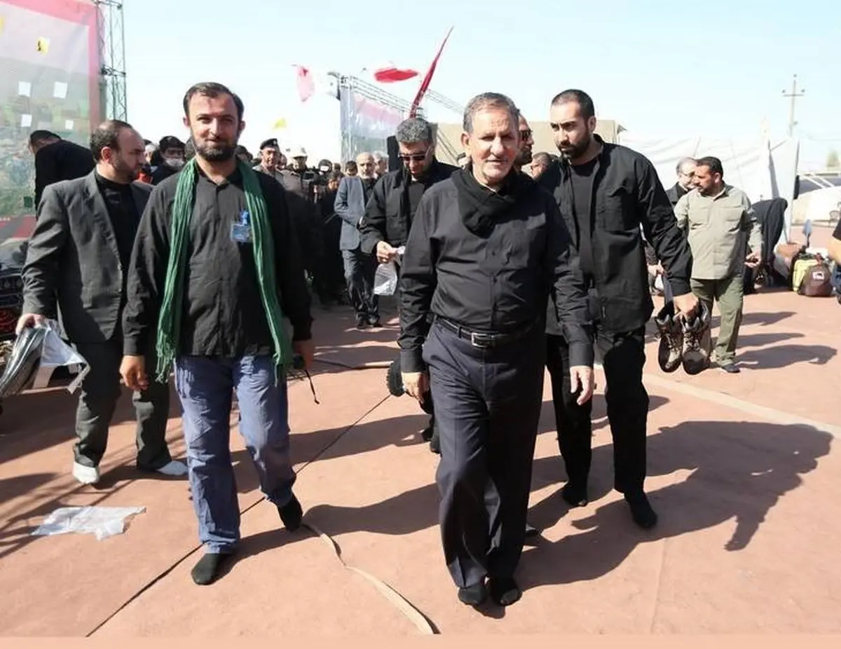 حضور جهانگیری در راهپیمایی اربعین / تصاویر