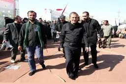 حضور جهانگیری در راهپیمایی اربعین / تصاویر