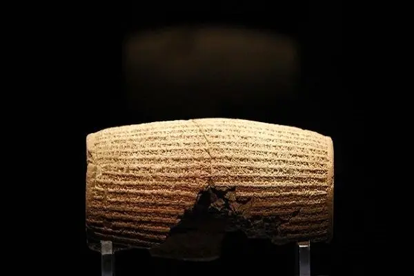 تصویب رسمی منشور حقوق بشر کوروش در یونسکو