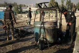 تصاویری از انفجار انتحاری مرگبار در افغانستان با ۱۵ کشته