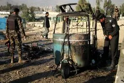 تصاویری از انفجار انتحاری مرگبار در افغانستان با ۱۵ کشته