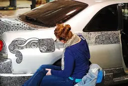 زنی که خودروی همسرش را تغییرداد/عکس