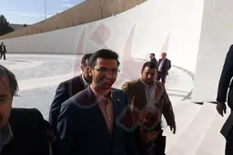 عکسی از جوانترین وزیر روحانی در ورزشگاه آزادی