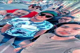 سلفی جدید محمدرضا گلزار در کنار هوادارانش