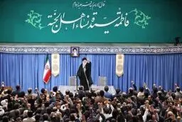تبیین وظایف مداحان توسط رهبری