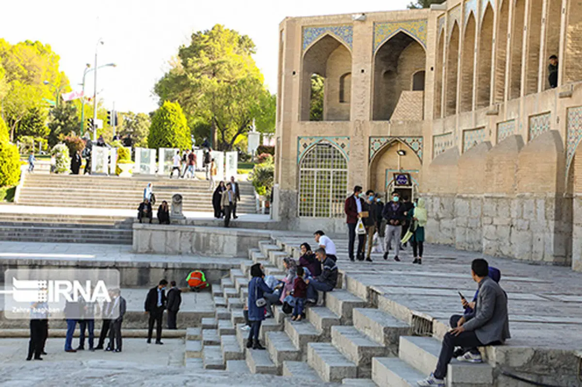 حال و هوای نوروز در پل‌های تاریخی اصفهان