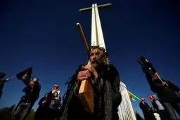 تصاویر جدید از مراسم آیینی عید پاک در سرتاسر جهان