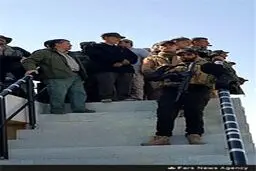 تصاویر استقبال فرماندهان عراقی از سردار سلیمانی بعد از ورود به شهر تکریت