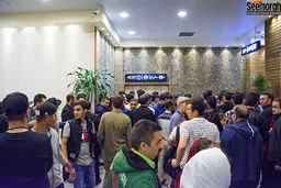 تصاویر هجوم عجیب مردم به سمت سحر قریشی در اکران من و شارمین