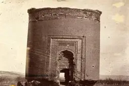 عکس: بنای سه گنبد ارومیه
