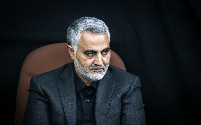 سردار سلیمانی: وقتی یک برادر چند شغله و خسته را امام جماعت یک مسجد کنیم، چطور می‌خواهد محیط مسجد را حفظ کند؟/  اگر بخواهیم دائم از القاب بی‌حجاب و باحجاب یا اصلاح‌طلب و اصولگرا استفاده کنیم، پس چه کی میماند؟ اینا همه مردم ما هستند