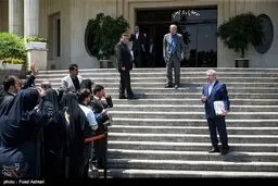 فاصله وزیر نیرو با خبرنگاران!