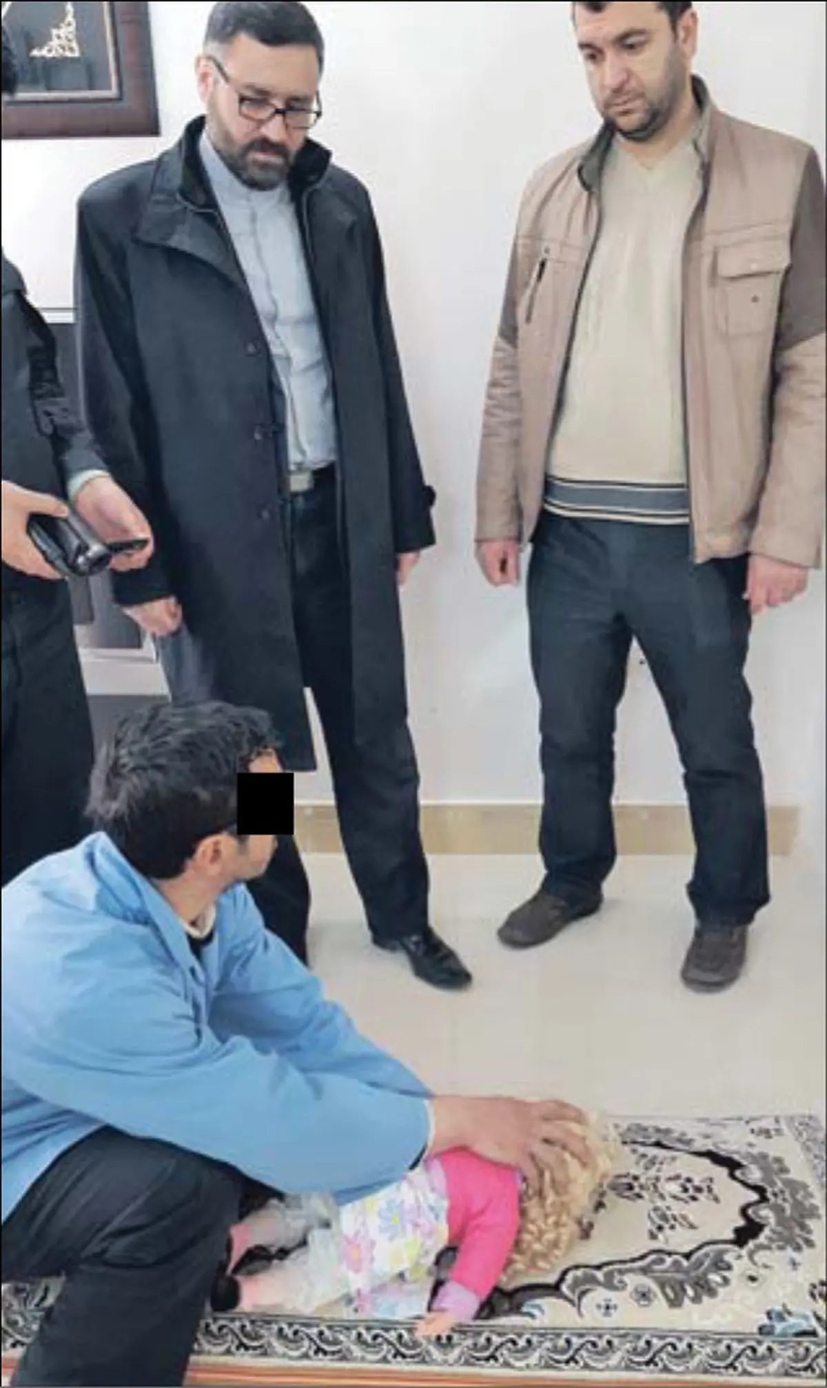 اعدام مردی که همسر و دختر ۱۴ ماهه اش را کشته بود +عکس