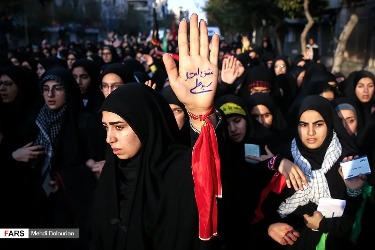 عزاداری و تجدید بیعت دسته های دانشجویی با رهبر انقلاب /تصاویر