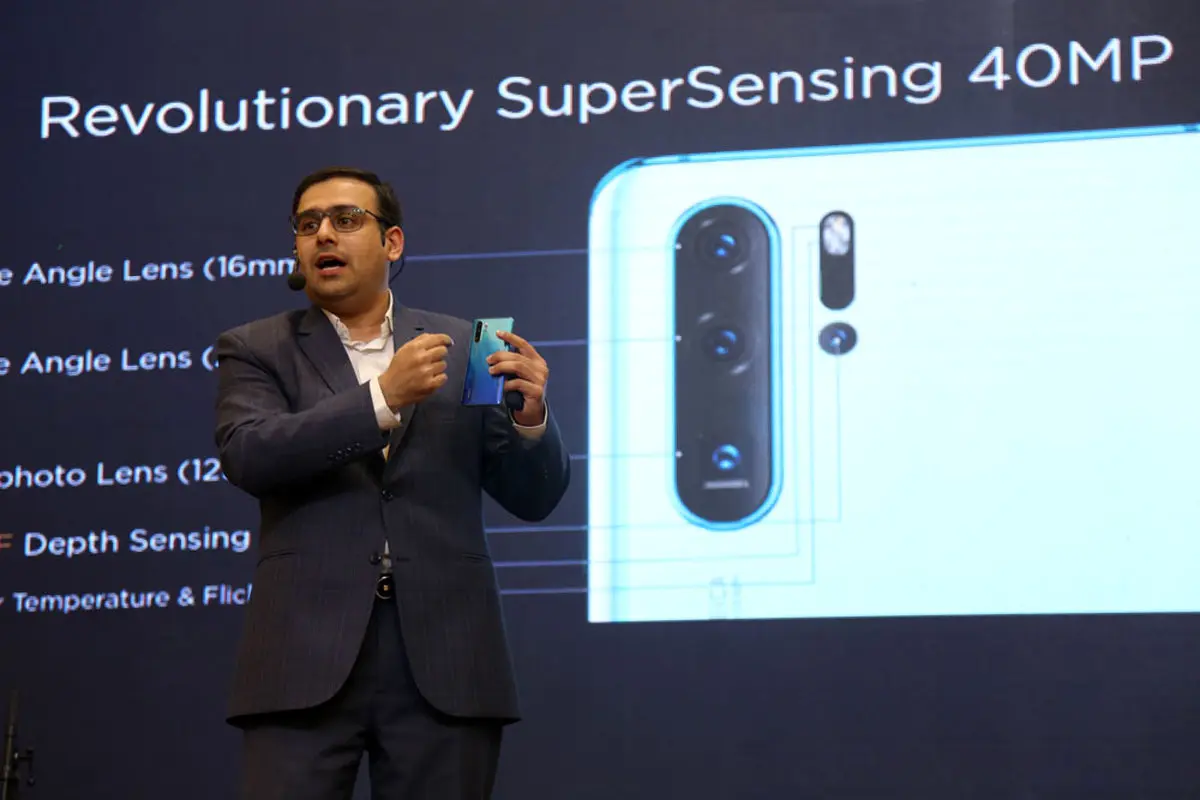 رونمایی گوشی‌های جدید سری Huawei P با حضور اهالی رسانه + عکس