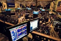 دلایل سقوط شاخص سهام آمریکا