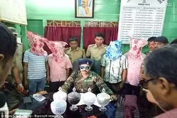 قاچاقچیان زهر‌مار دستگیر شدند!/تصاویر