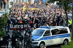 تصاویری از اعتراض به سلفی گری در آلمان