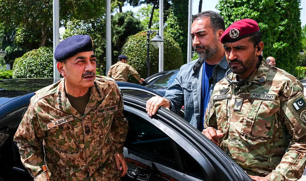 فیلد مارشال عاصم منیر در راه ایران