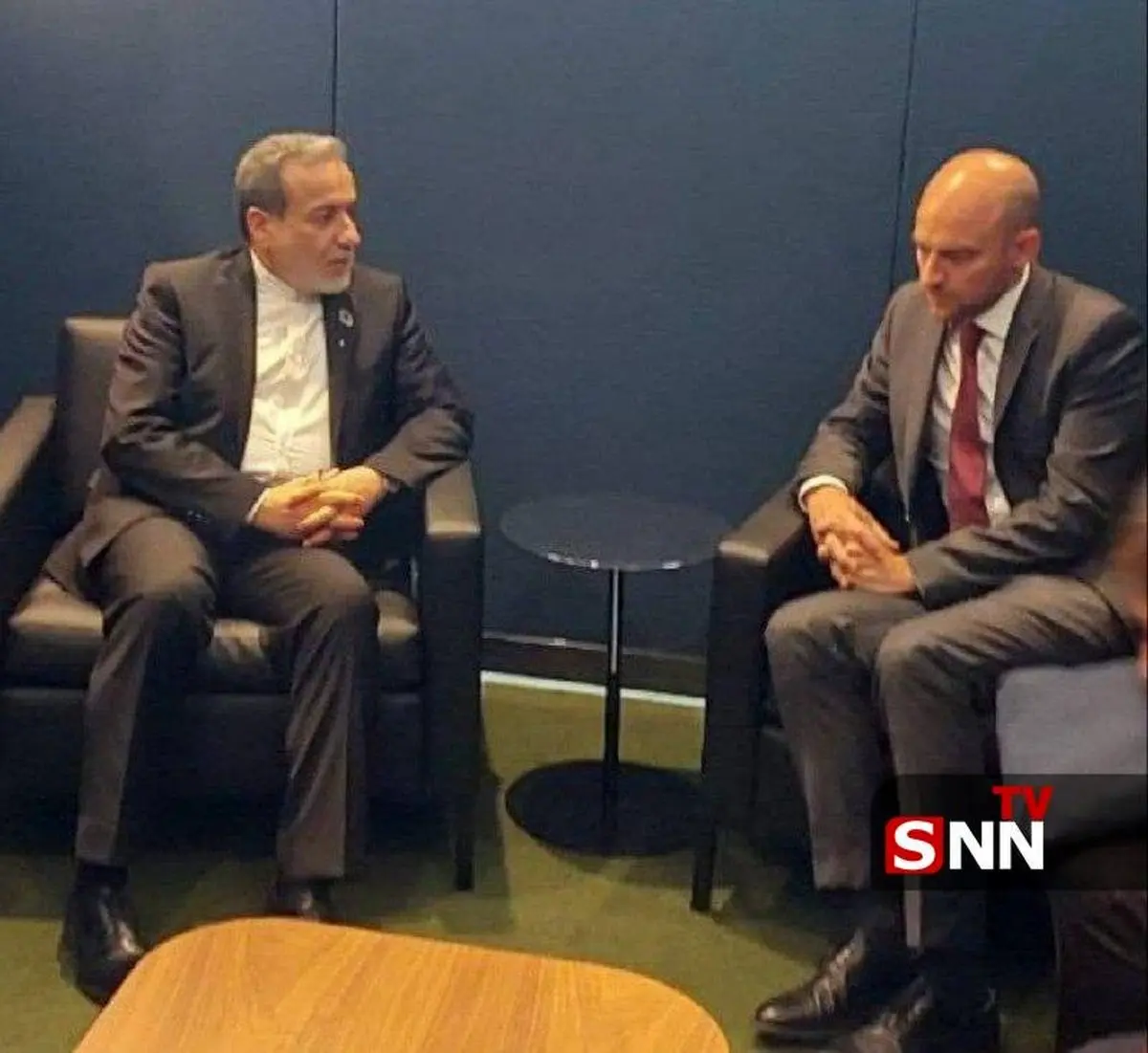 دیدار عراقچی با وزیر خارجه فرانسه + عکس