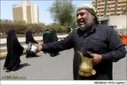 پیاده روی زائران به سوی حرم امام کاظم(ع)/ تصاویر