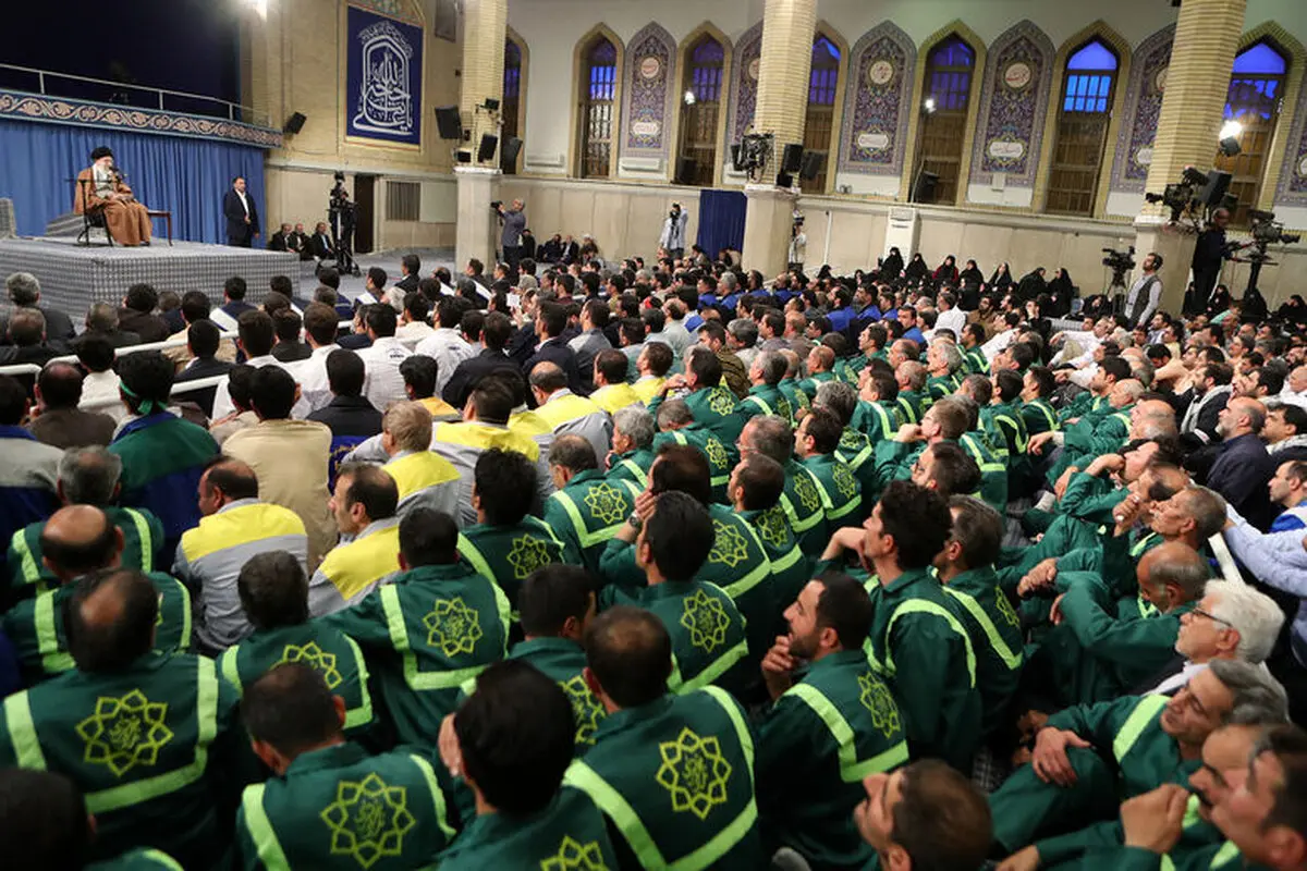 عکس / دیدار جمعی از کارگران با رهبر انقلاب
