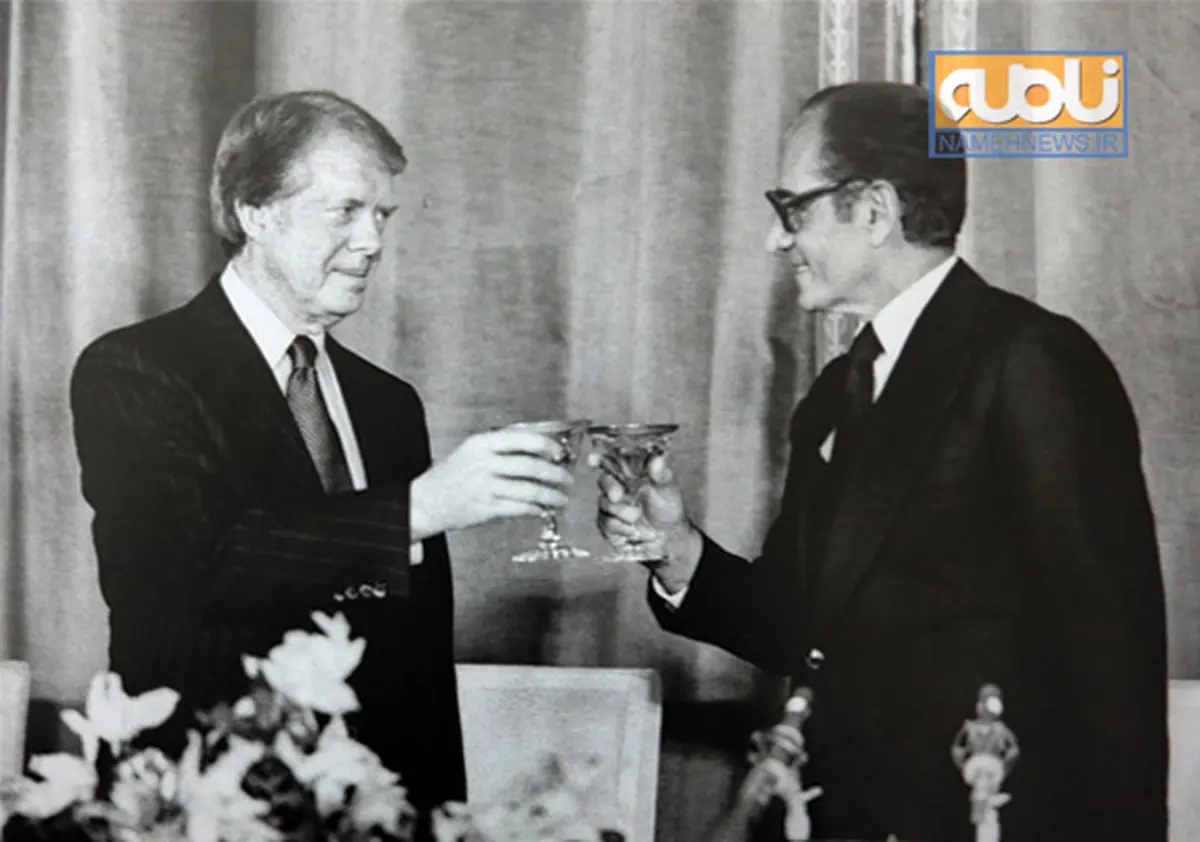 پذیرایی از کارتر در کاخ نیاوران در سال 56/ عکس