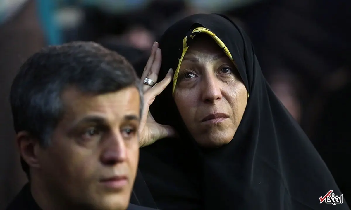گریه های دختر آیت الله هاشمی در اولین اربعین بدون پدر /عکس