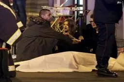 اجساد کشته‌شدگان در پیاده‌روهای پاریس /تصاویر