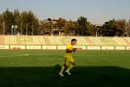 تصویری از عادل فردوسی پور در تمرین تیم ستارگان