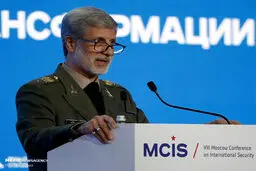 تصاویر: وزیر دفاع ایران در کنفرانس امنیتی مسکو