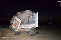 عکس/ تصادف شدید کامیون و نیسان آبي