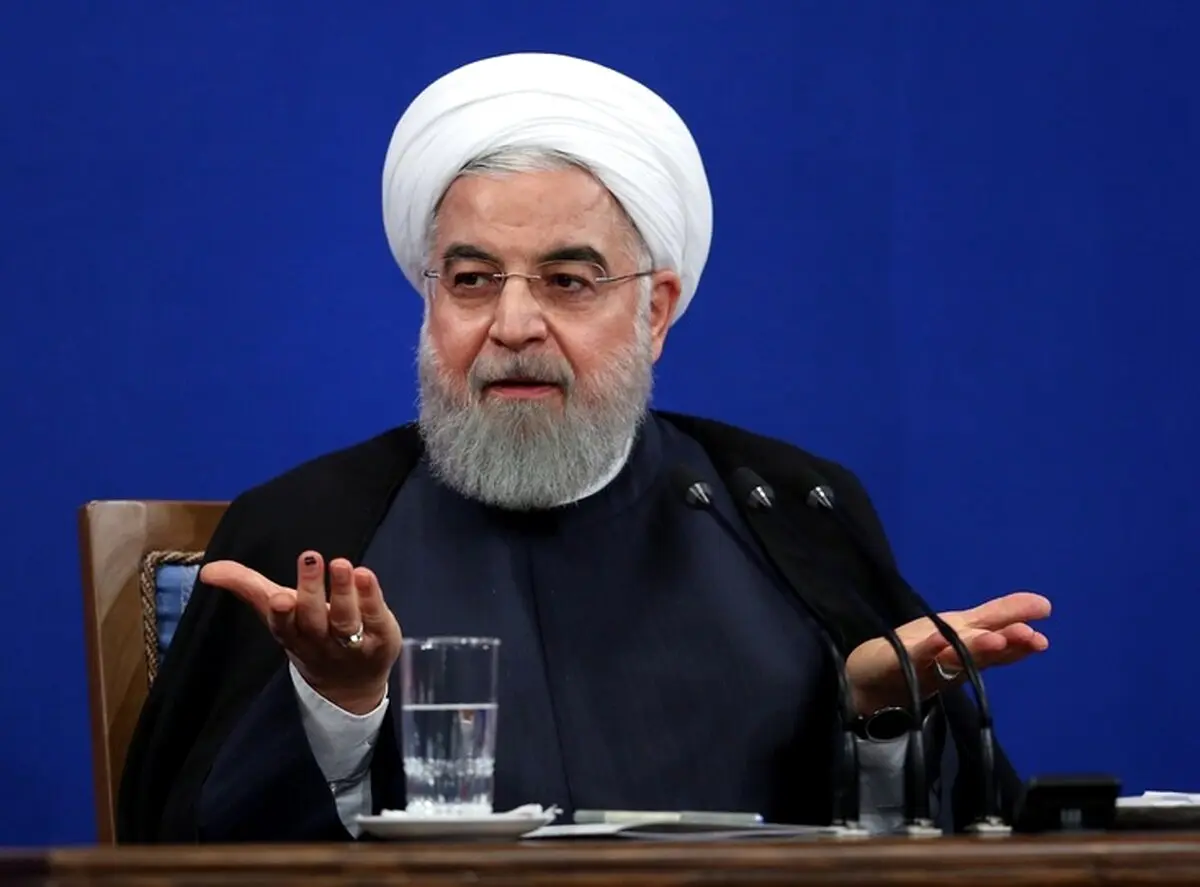 روحانی در جلسه هیات دولت: مسائل پیچیده کشور راهی غیر از همه‌پرسی ندارد