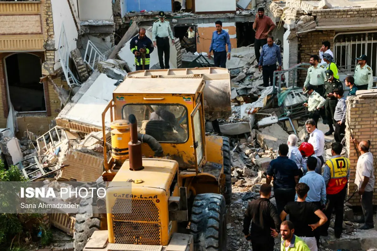 انفجار گاز در مجتمع مسکونی در اهواز/عکس