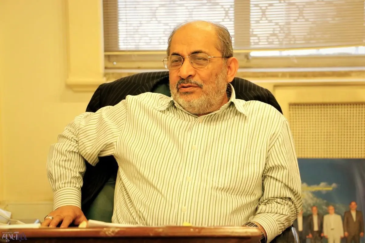 راننده امام در روز ورود به ایران: ممکن بود ماشین را به توپ ببندند