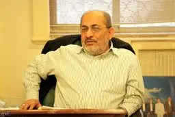 راننده امام در روز ورود به ایران: ممکن بود ماشین را به توپ ببندند