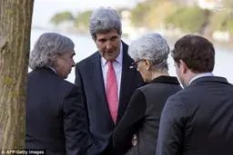 تیم مذاکره کننده آمریکایی پس از سخنرانی نتانیاهو/عکس