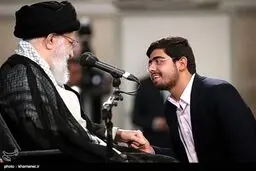 تصاویری از دیدار جمعی از دانشجویان با مقام معظم رهبری